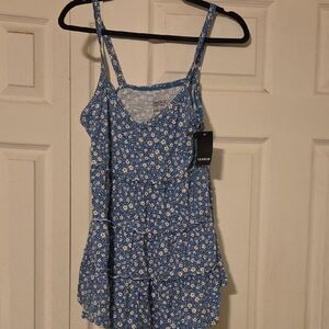 Torrid Blue Daisy Print Top